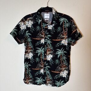 Cactus Man Nicky Singh Mens Size Small Slim Island Shirt Palm Trees Beach
